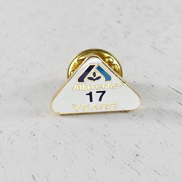 Vintage Albertsons 17 Years Employee Lapel Pin Brooch Collectible - Picture 1 of 6